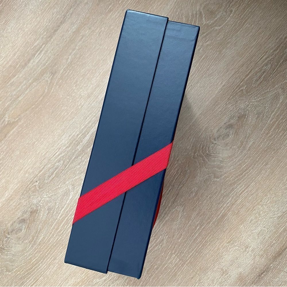 Large Ralph Lauren Gift Box - Picture 4 of 6